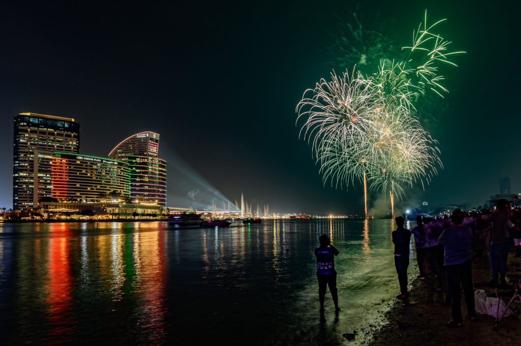 ICONSIAM ลอยกระทง ริมเจ้าพระยา ครบทุกไฮไลต์และเส้นทางเดินทาง